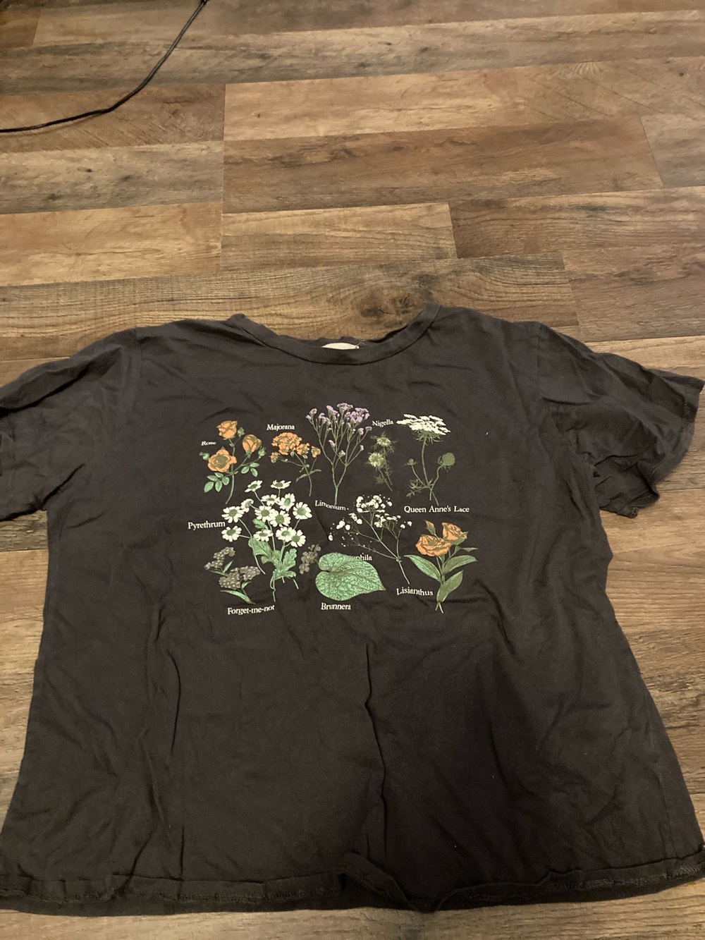 wild fable Black Floral Graphic Short Sleeve Tee
